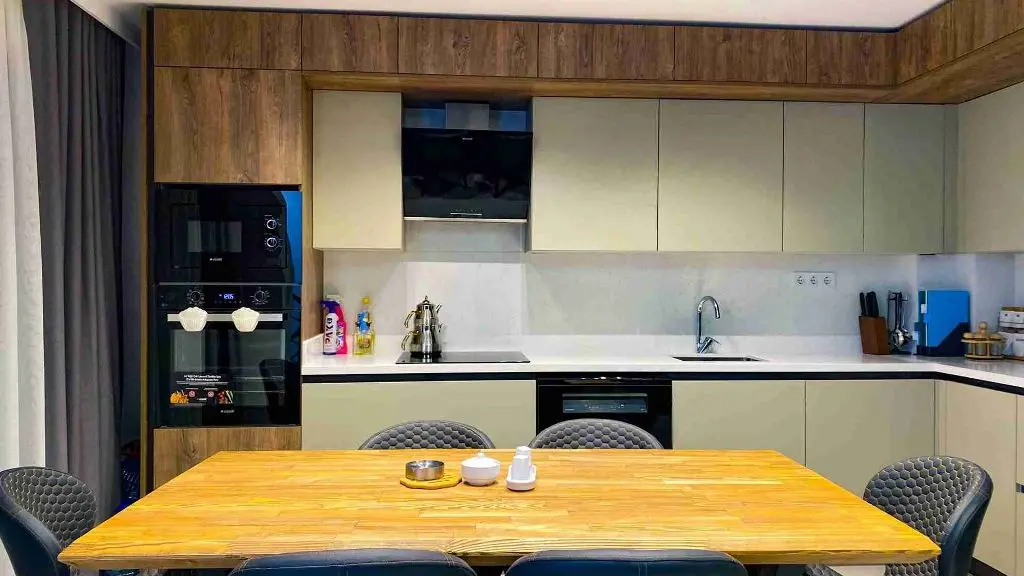 Modern kitchen